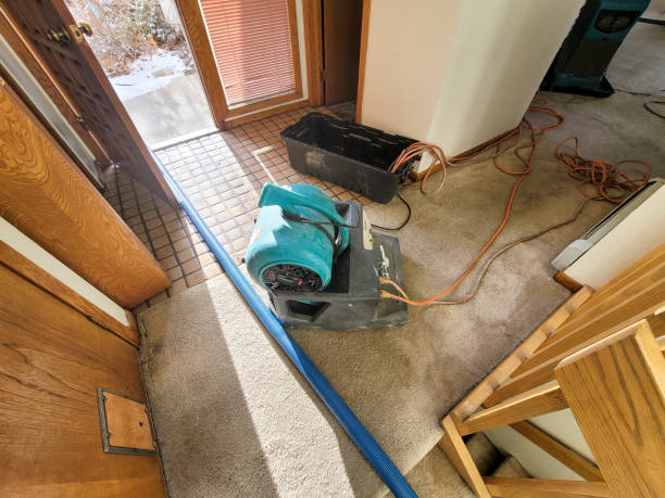 Water damage restoration process in CA